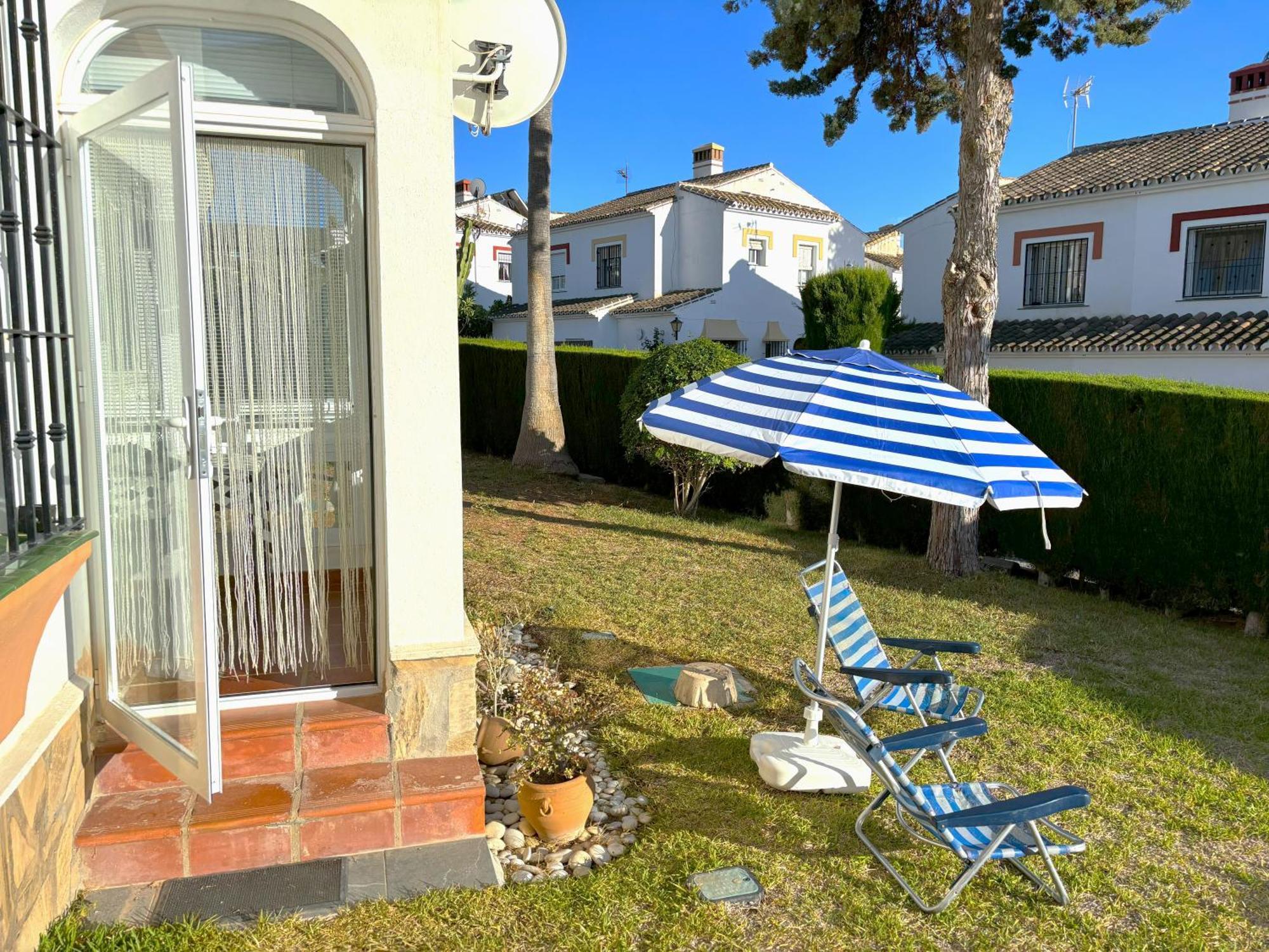 טורוקס Evans Realty Bb Adosado & Piscina & Tenis & Jardines מראה חיצוני תמונה