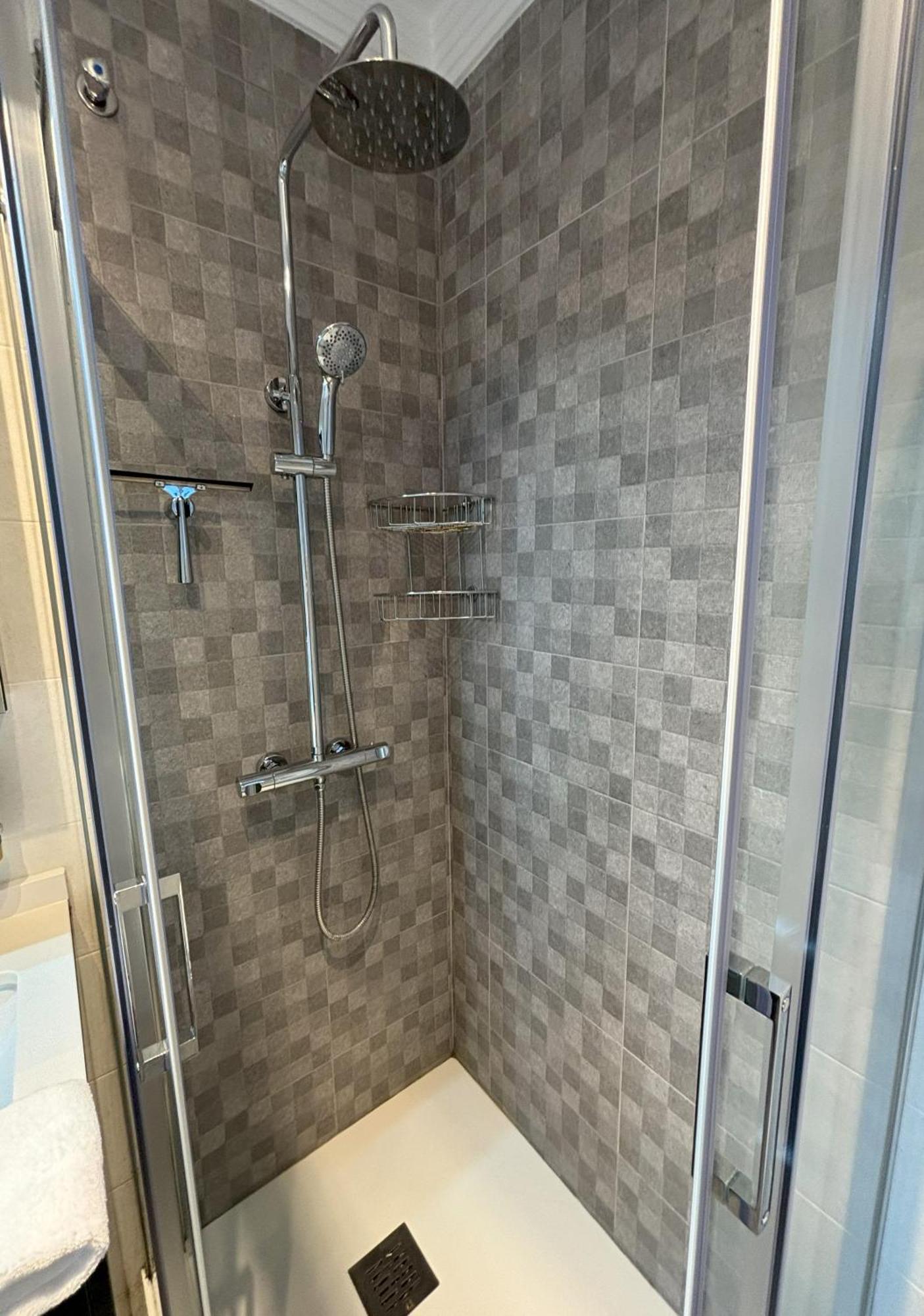 טורוקס Evans Realty Bb Adosado & Piscina & Tenis & Jardines מראה חיצוני תמונה
