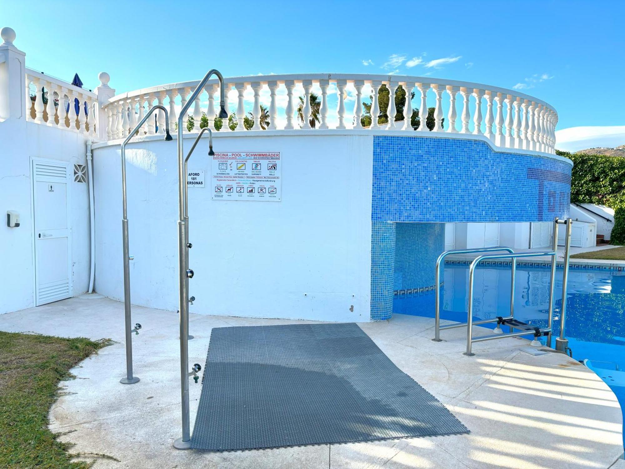 טורוקס Evans Realty Bb Adosado & Piscina & Tenis & Jardines מראה חיצוני תמונה
