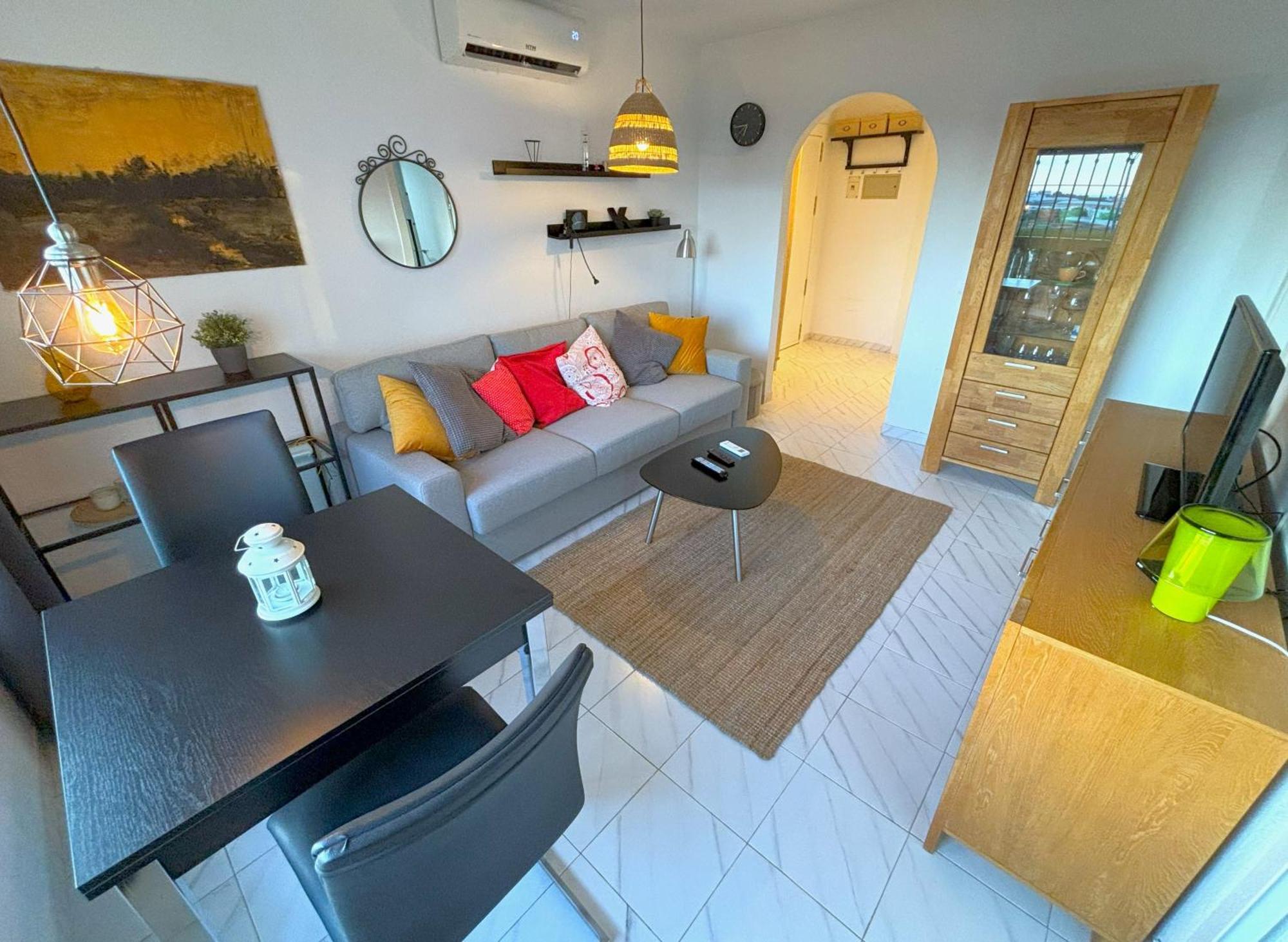 טורוקס Evans Realty Bb Adosado & Piscina & Tenis & Jardines מראה חיצוני תמונה