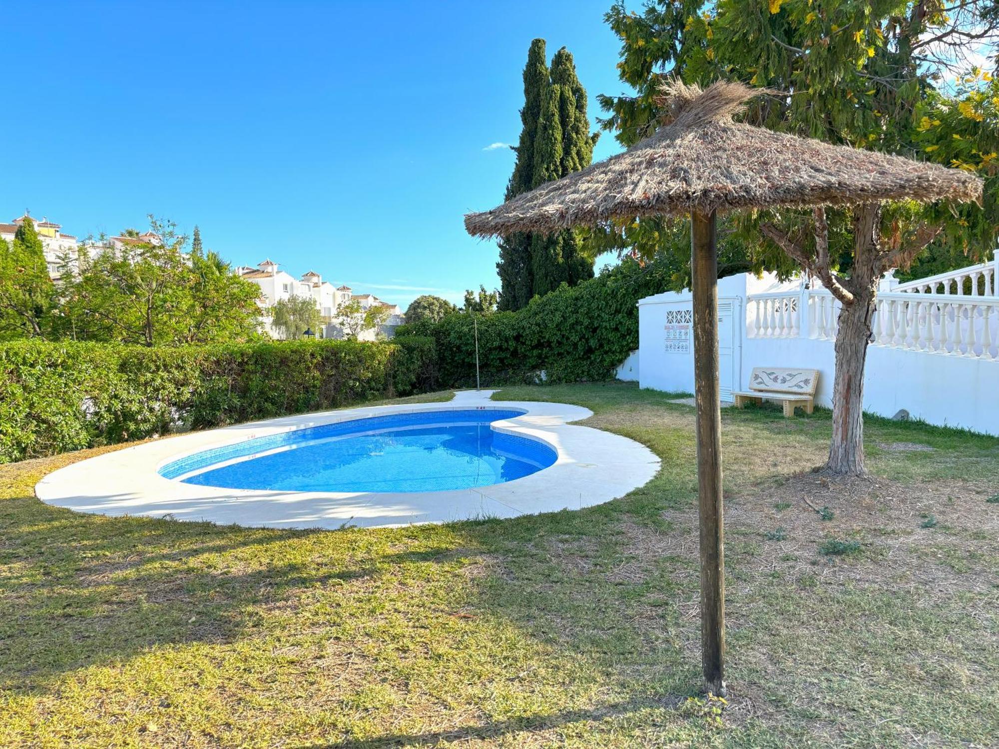 טורוקס Evans Realty Bb Adosado & Piscina & Tenis & Jardines מראה חיצוני תמונה